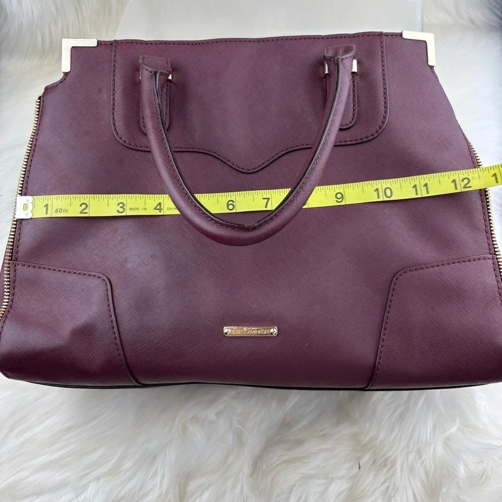 REBECCA MINKOFF SATCHEL BAG